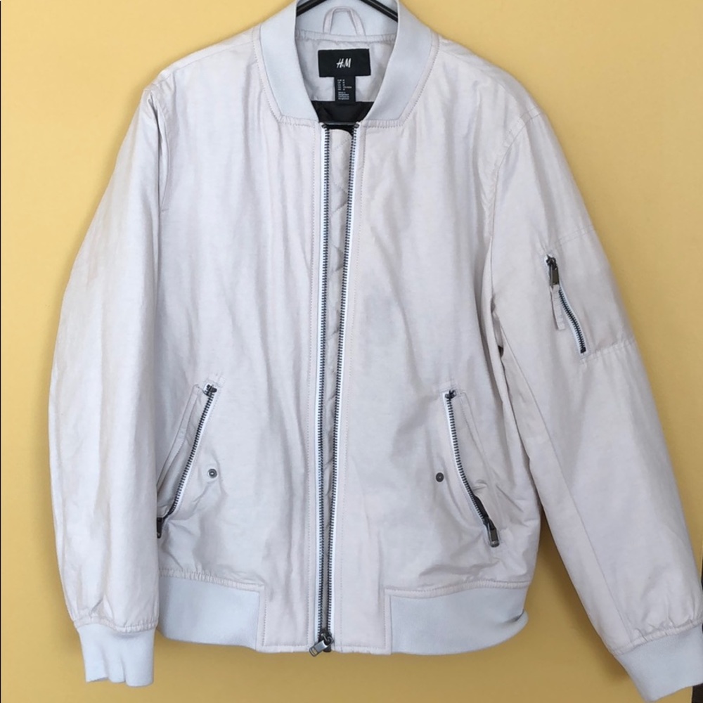 Bomber jacket